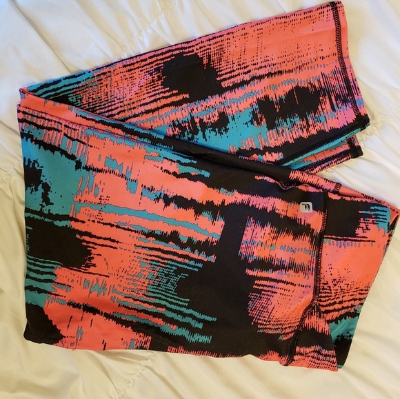 Fabletics Pants - Fabletics Capris